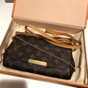Louis Vuitton Favorite PM Monogram